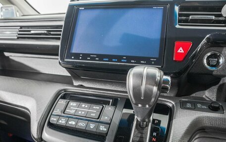 Honda Stepwgn IV, 2016 год, 2 049 000 рублей, 20 фотография