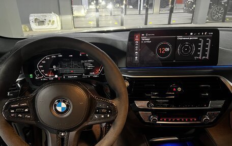 BMW 5 серия, 2020 год, 5 900 000 рублей, 5 фотография