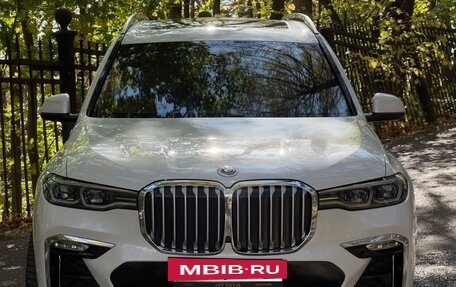 BMW X7, 2021 год, 7 900 000 рублей, 3 фотография