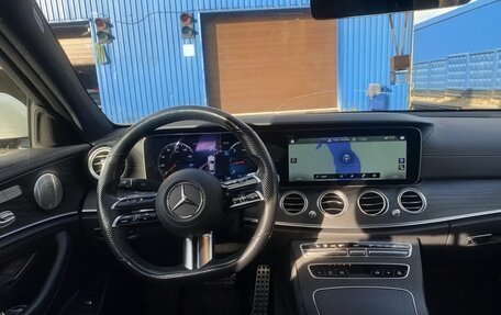 Mercedes-Benz E-Класс, 2021 год, 4 600 000 рублей, 9 фотография