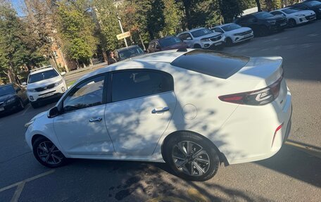 KIA Rio IV, 2017 год, 1 200 000 рублей, 4 фотография