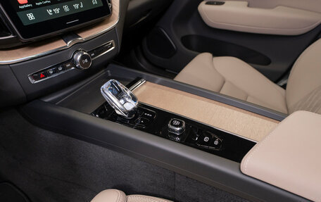 Volvo XC60 II, 2025 год, 7 450 000 рублей, 21 фотография