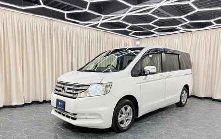 Honda Stepwgn IV, 2012 год, 1 599 999 рублей, 2 фотография