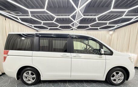 Honda Stepwgn IV, 2012 год, 1 599 999 рублей, 7 фотография