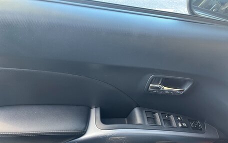 Mitsubishi Outlander III рестайлинг 3, 2008 год, 1 100 000 рублей, 14 фотография