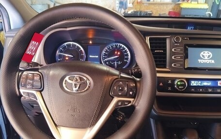 Toyota Highlander III, 2020 год, 4 305 000 рублей, 8 фотография