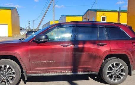 Jeep Grand Cherokee, 2022 год, 7 500 000 рублей, 2 фотография