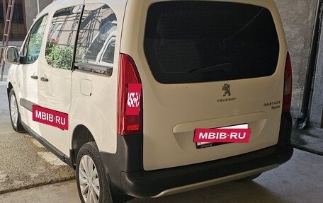 Peugeot Partner II рестайлинг 2, 2014 год, 578 000 рублей, 5 фотография