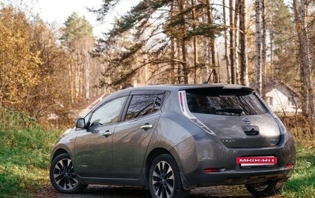 Nissan Leaf I, 2015 год, 1 300 000 рублей, 2 фотография