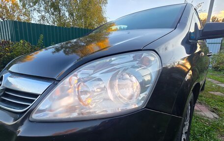 Opel Zafira B, 2011 год, 748 000 рублей, 2 фотография