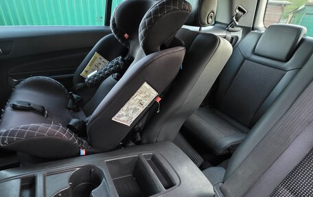 Opel Zafira B, 2011 год, 748 000 рублей, 27 фотография