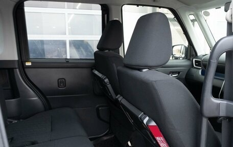 Toyota Roomy I, 2018 год, 1 075 000 рублей, 16 фотография