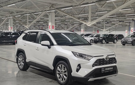 Toyota RAV4, 2020 год, 3 700 000 рублей, 7 фотография
