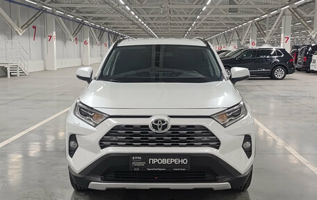 Toyota RAV4, 2020 год, 3 700 000 рублей, 6 фотография