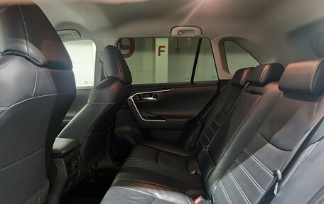 Toyota RAV4, 2020 год, 3 700 000 рублей, 16 фотография