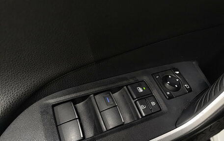 Toyota RAV4, 2020 год, 3 700 000 рублей, 27 фотография