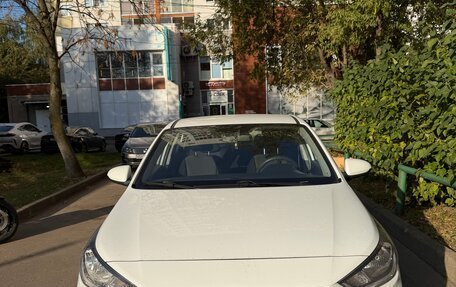 Hyundai Solaris II рестайлинг, 2018 год, 1 200 000 рублей, 5 фотография