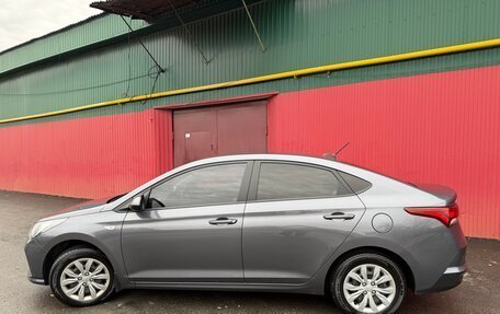 Hyundai Solaris II рестайлинг, 2021 год, 1 600 000 рублей, 11 фотография