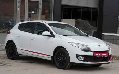 Renault Megane III, 2013 год, 990 000 рублей, 3 фотография