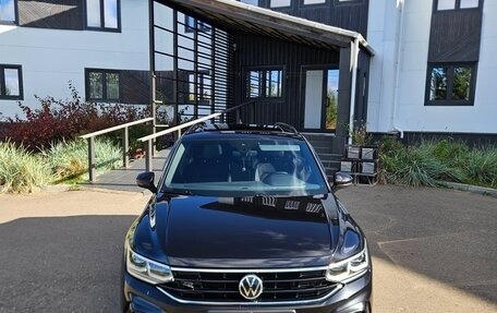 Volkswagen Tiguan II, 2021 год, 3 800 000 рублей, 9 фотография