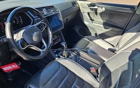 Volkswagen Tiguan II, 2021 год, 3 800 000 рублей, 19 фотография