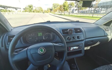 Skoda Fabia II, 2011 год, 650 000 рублей, 8 фотография