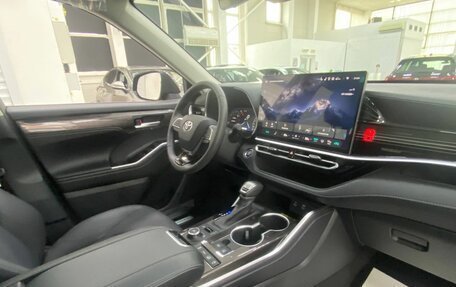 Toyota Highlander, 2026 год, 5 499 000 рублей, 13 фотография