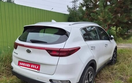 KIA Sportage IV рестайлинг, 2018 год, 1 950 000 рублей, 2 фотография
