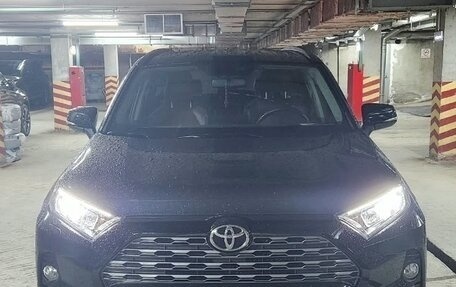 Toyota RAV4, 2020 год, 3 650 000 рублей, 3 фотография