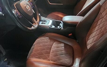 Toyota RAV4, 2020 год, 3 650 000 рублей, 19 фотография