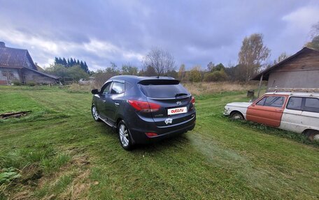 Hyundai ix35 I рестайлинг, 2010 год, 1 050 000 рублей, 4 фотография