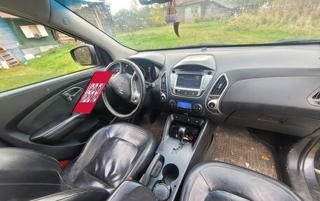 Hyundai ix35 I рестайлинг, 2010 год, 1 050 000 рублей, 10 фотография