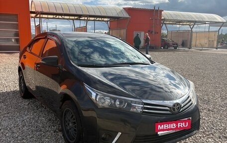 Toyota Corolla, 2015 год, 1 320 000 рублей, 2 фотография