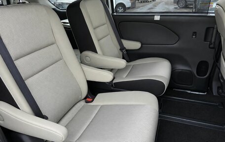 Nissan Serena IV, 2019 год, 2 350 000 рублей, 19 фотография