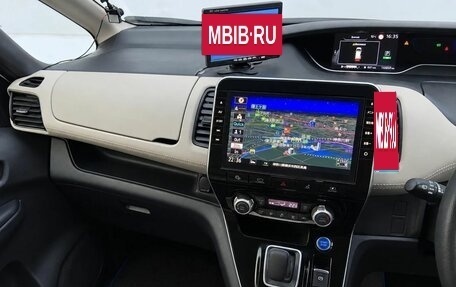 Nissan Serena IV, 2019 год, 2 350 000 рублей, 15 фотография