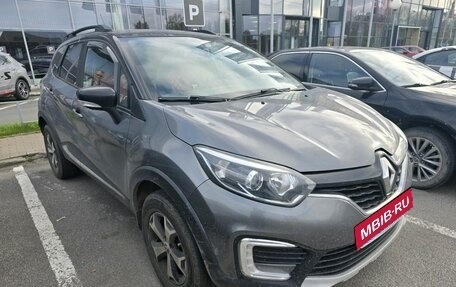 Renault Kaptur I рестайлинг, 2017 год, 1 099 000 рублей, 4 фотография