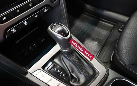 Hyundai Elantra VI рестайлинг, 2018 год, 1 399 900 рублей, 20 фотография