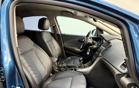 Opel Astra J, 2013 год, 642 050 рублей, 18 фотография