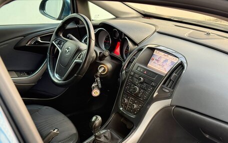 Opel Astra J, 2013 год, 642 050 рублей, 17 фотография