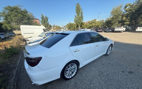 Toyota Camry, 2015 год, 1 840 000 рублей, 3 фотография