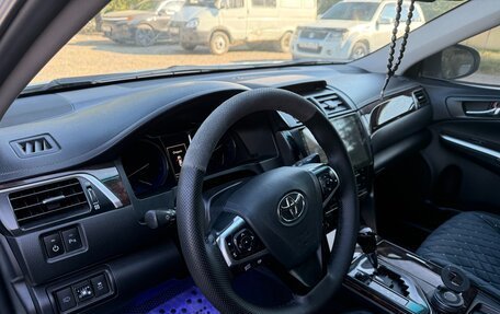 Toyota Camry, 2015 год, 1 840 000 рублей, 10 фотография