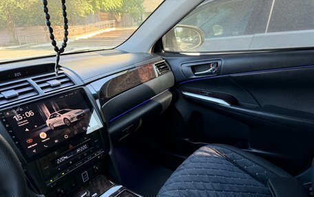 Toyota Camry, 2015 год, 1 840 000 рублей, 16 фотография