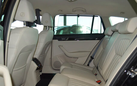 Skoda Superb III рестайлинг, 2023 год, 3 200 000 рублей, 10 фотография