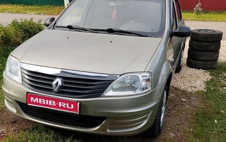 Renault Logan I, 2010 год, 370 000 рублей, 1 фотография
