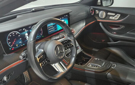 Mercedes-Benz E-Класс, 2023 год, 5 700 000 рублей, 14 фотография