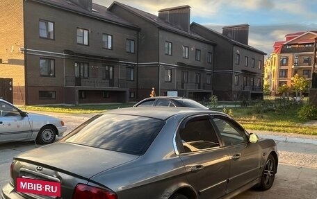 Hyundai Sonata IV рестайлинг, 2002 год, 220 000 рублей, 4 фотография