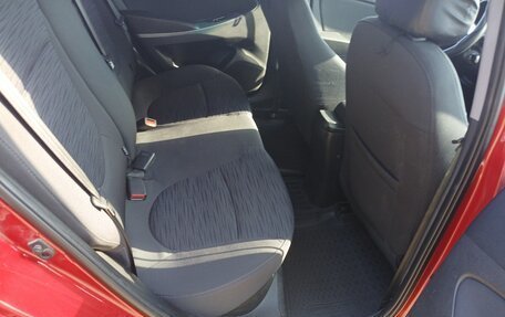 Hyundai Solaris II рестайлинг, 2015 год, 899 000 рублей, 15 фотография
