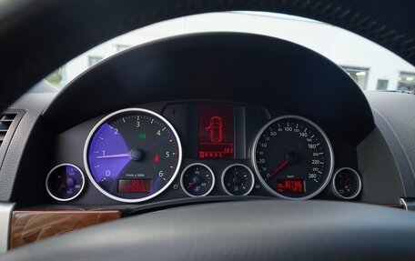 Volkswagen Touareg III, 2007 год, 970 000 рублей, 3 фотография