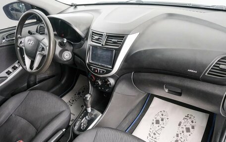 Hyundai Solaris II рестайлинг, 2013 год, 899 000 рублей, 13 фотография