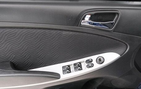 Hyundai Solaris II рестайлинг, 2013 год, 899 000 рублей, 20 фотография